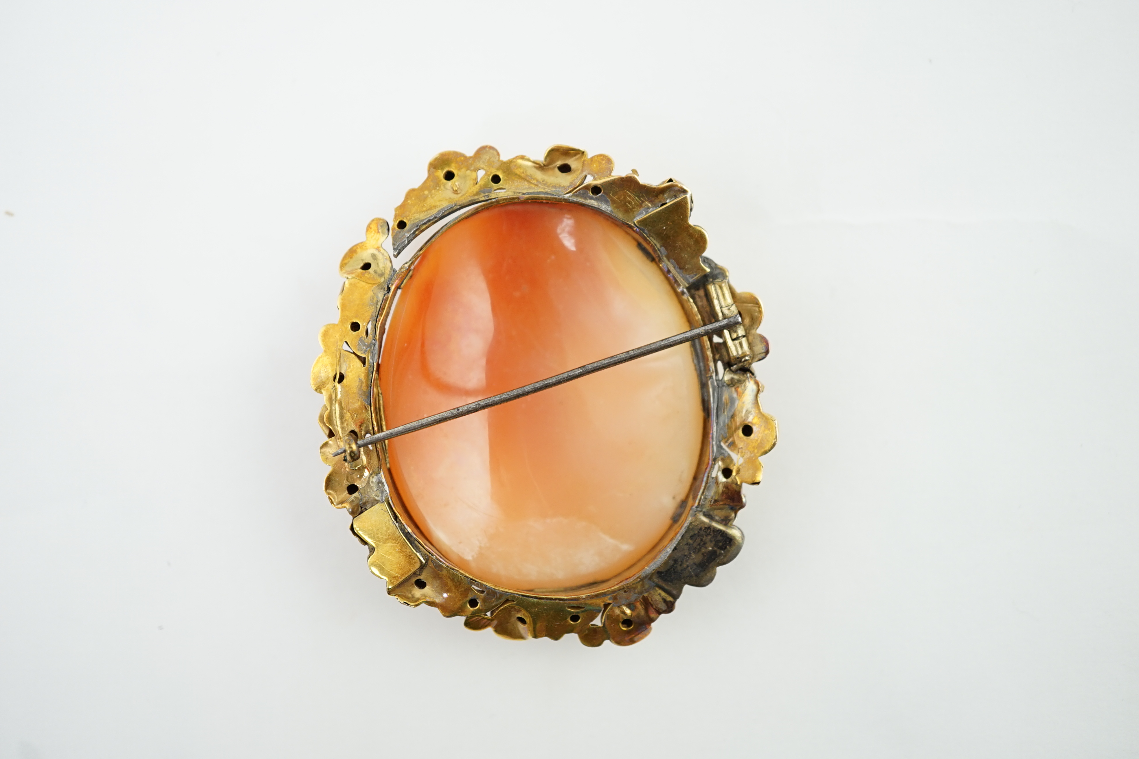 A Victorian gold mounted cameo brooch